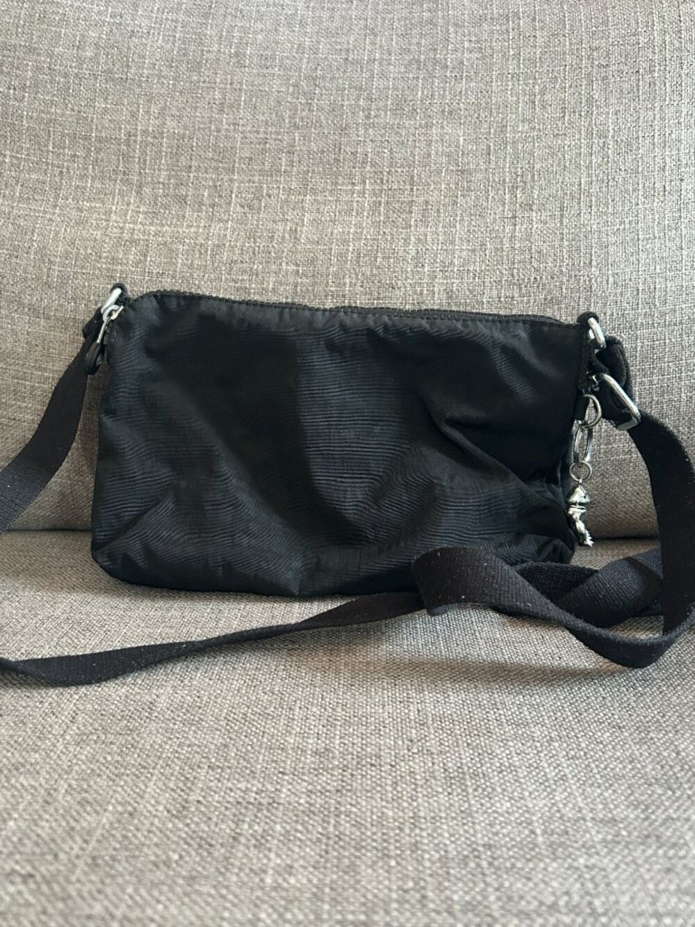 Kipling Black Nylon Crossbody Shoulder Bag Silver-Tone Monkey Keychain *Stains* - Picture 2 of 13